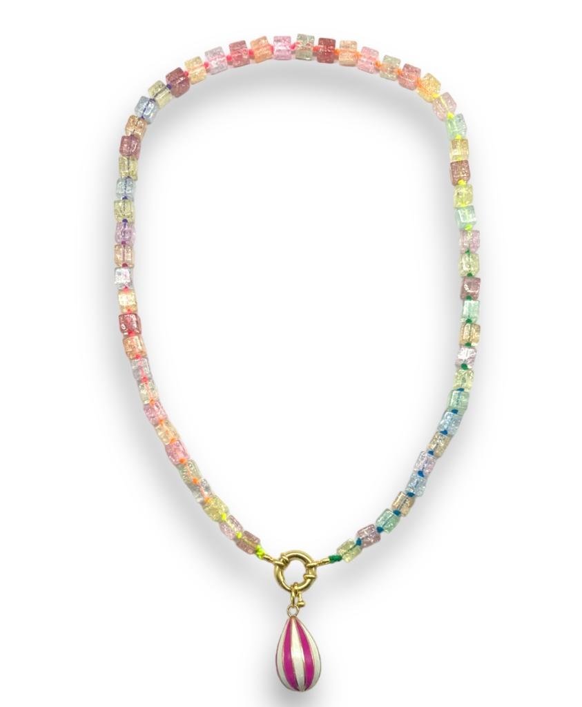 Kara Rainbow Küp Quartz Kolye
