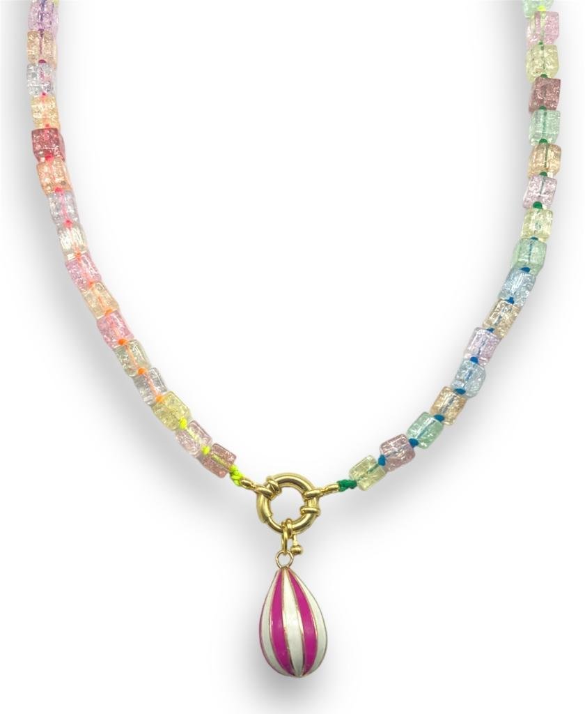 Kara Rainbow Küp Quartz Kolye